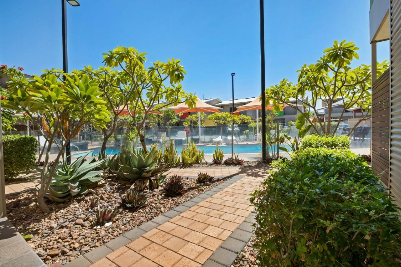 Onslow Beach Resort Bagian luar foto
